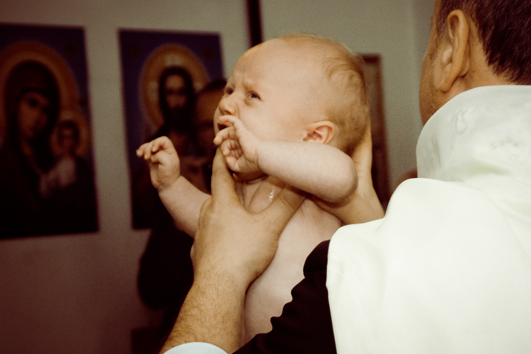 Botezul: sens și ritualuri (3)