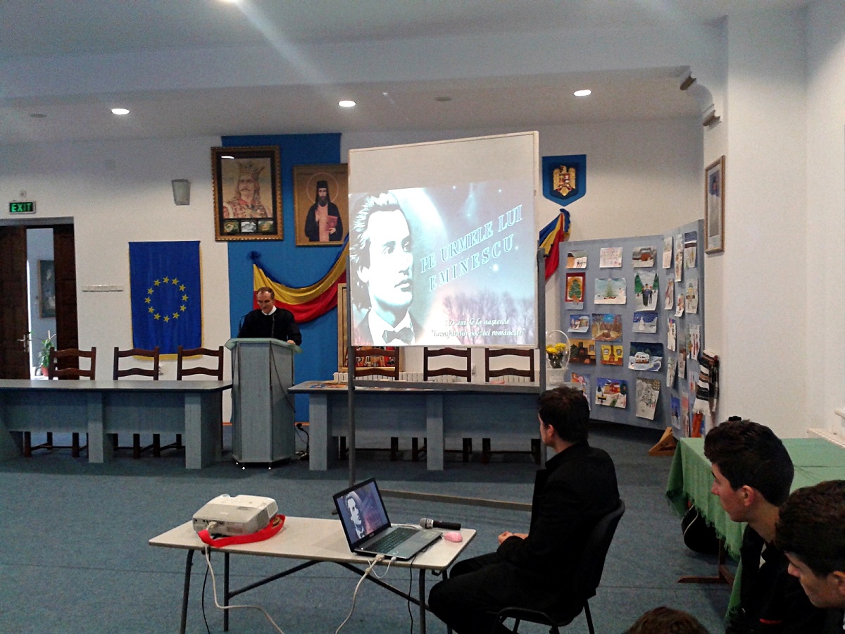 Omagierea lui Mihai Eminescu la Seminarul Teologic de la Mănăstirea Neamț
