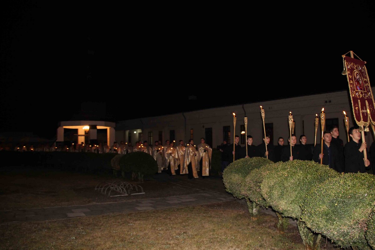 &quot;Sfântul Antipa a arătat că purtarea crucii înseamnă urmarea lui Hristos&quot;