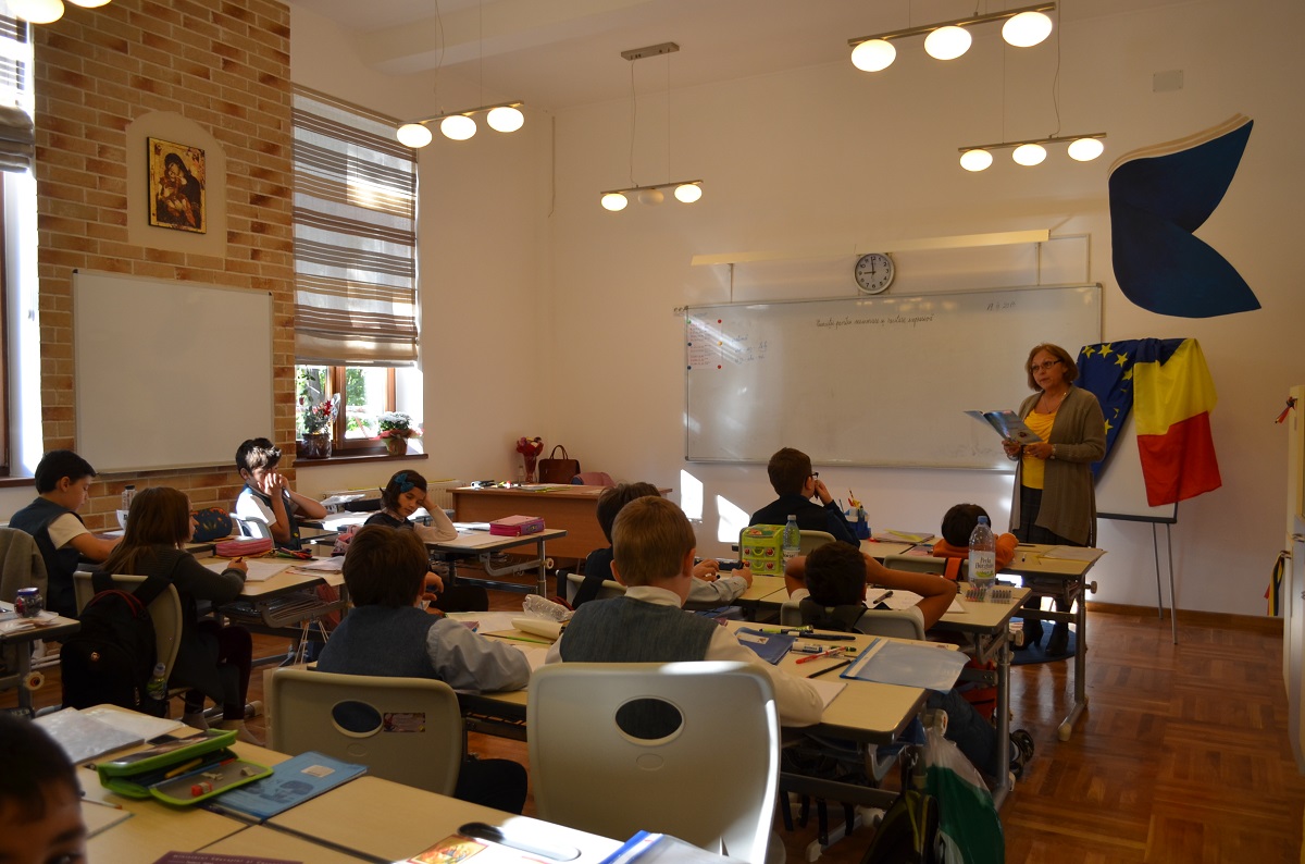 Concursul „Varlaam. Bucuria cunoaşterii“, la şcoala patronată de Mitropolia Moldovei şi Bucovinei