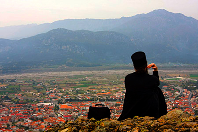 Omul care a reuşit să se ridice deasupra oricărei legi a atins starea de îndumnezeire