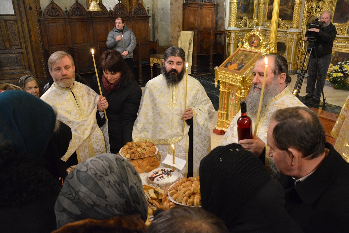 Mihai Eminescu, pomenit la Catedrala mitropolitană din Iași