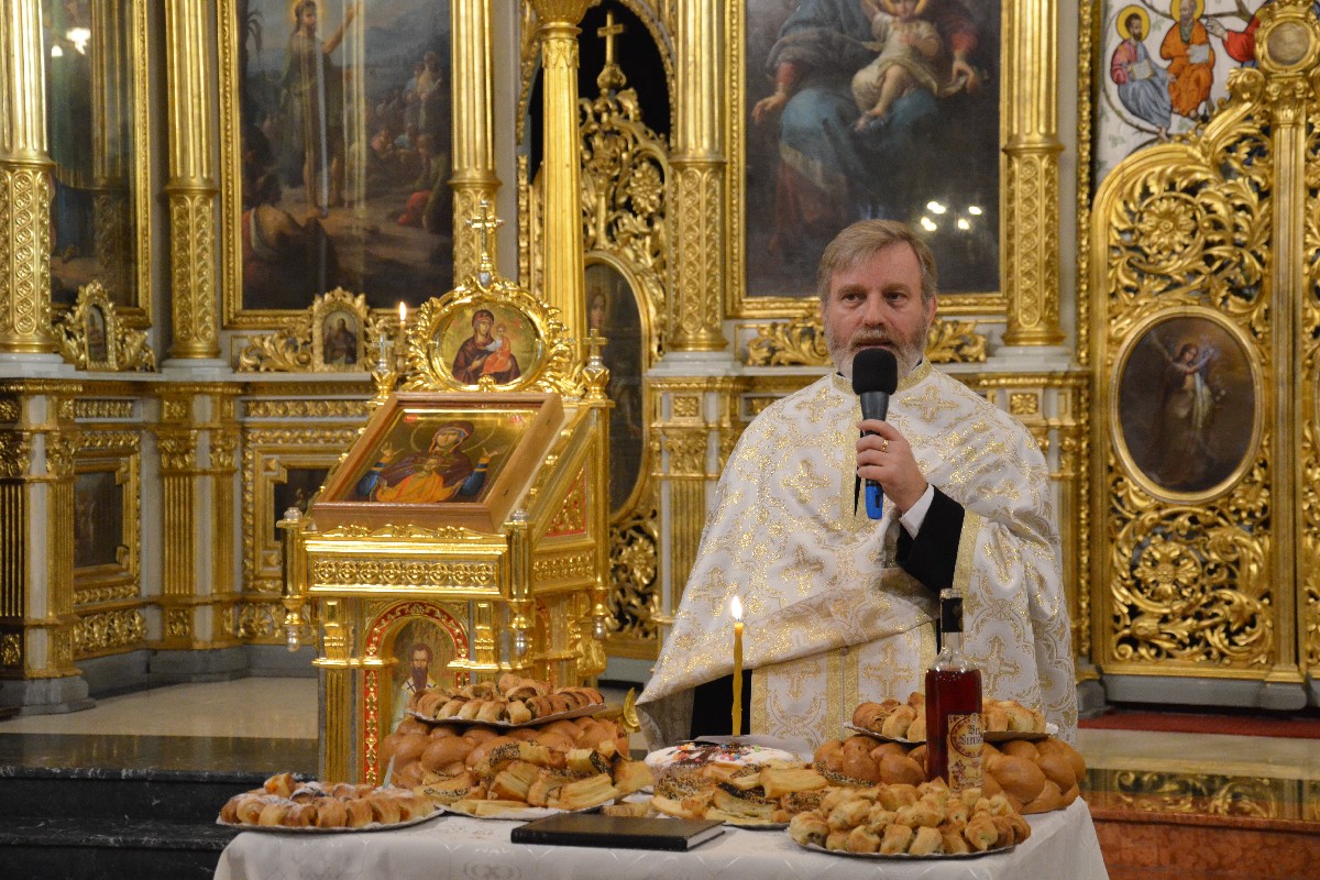 Mihai Eminescu, pomenit la Catedrala mitropolitană din Iași