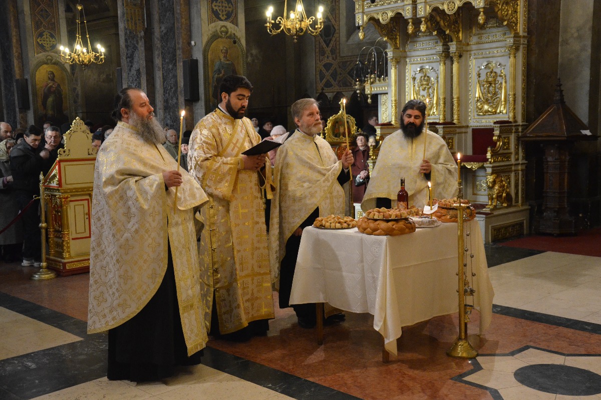 Mihai Eminescu, pomenit la Catedrala mitropolitană din Iași