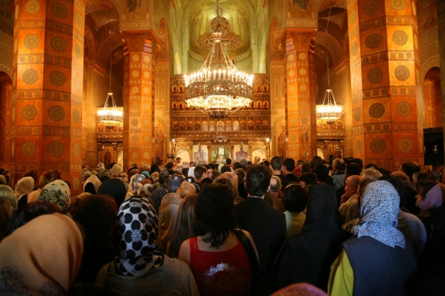 Slujiri arhiereşti în Mitropolia Olteniei