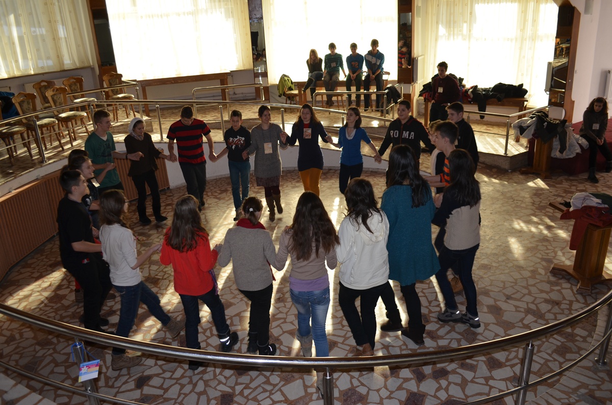 Tabăra de iarnă „Floare de colţ-Durău” 2013 – Tinereţe şi bucurie