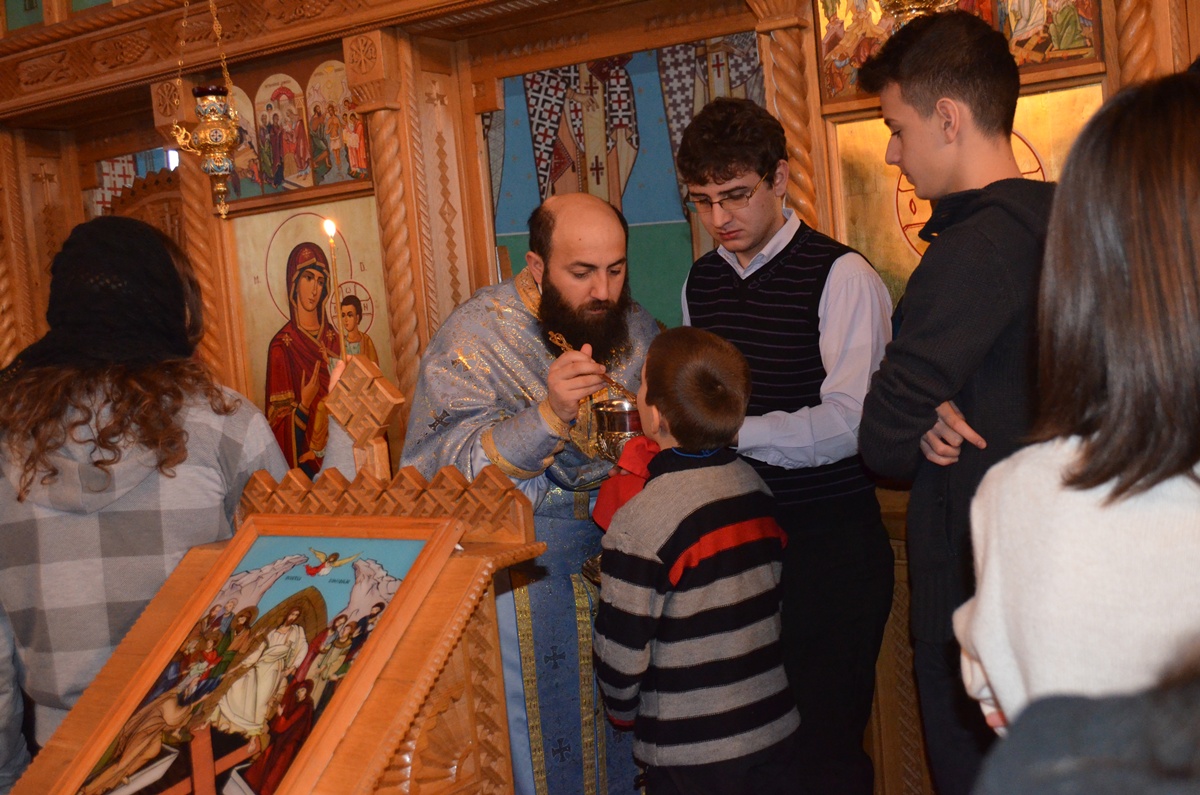 Tabăra de iarnă „Floare de colţ-Durău” 2013 – Tinereţe şi bucurie