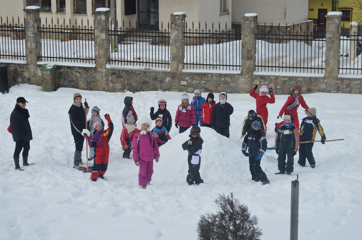 Tabăra de iarnă „Floare de colţ-Durău” 2013 – Tinereţe şi bucurie