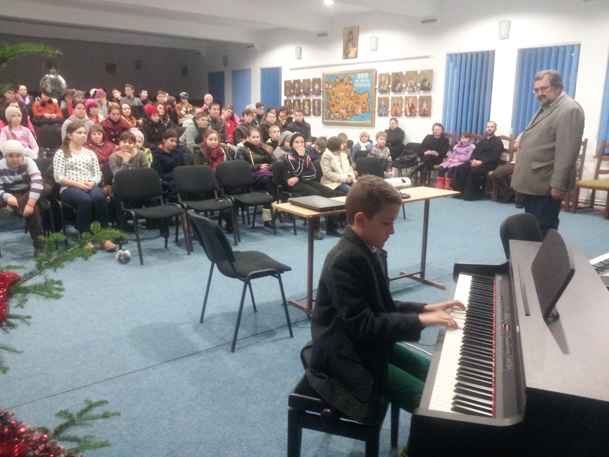 Tabăra „Dezvoltarea performanţelor la copii“, la Seminarul Teologic de la Mănăstirea Neamţ