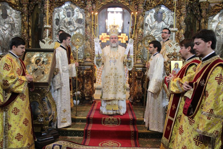 PS Ioachim Băcăuanul: "Omul egoist este lăsat în neputința lui de a iubi" PS Ioachim Băcăuanul: "Omul egoist este lăsat în neputința lui de a iubi"