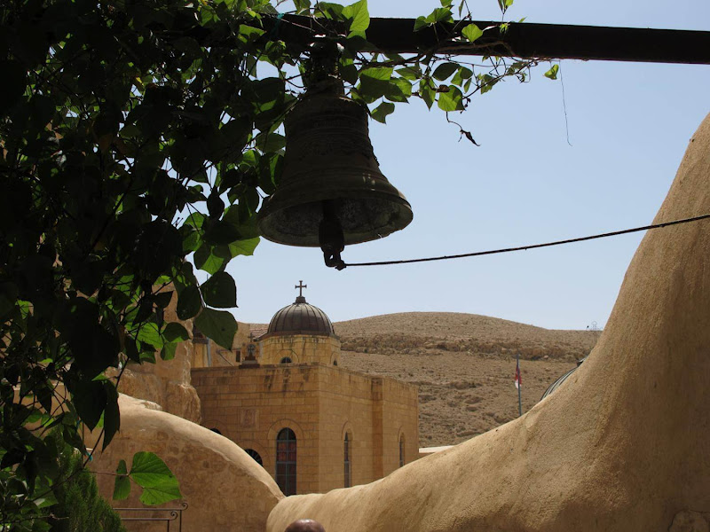 Absenţa lui Dumnezeu