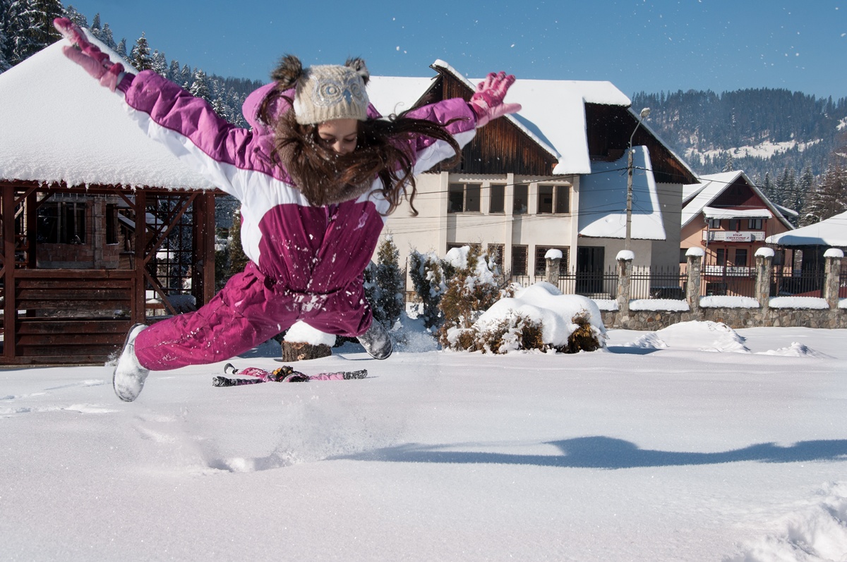 „Floare de colţ” - bucuria şi aventura copilăriei