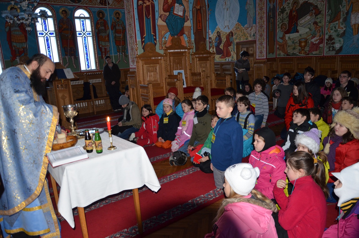 „Floare de colţ” - bucuria şi aventura copilăriei