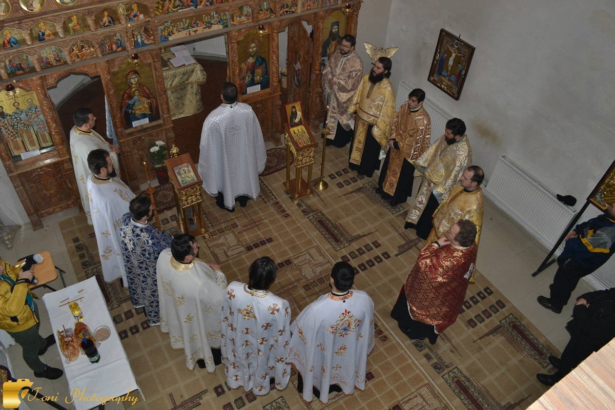 Sărbătoarea Sfinților Trei Ierarhi, la Seminarul Teologic „Sf. Ioan Iacob” din Dorohoi
