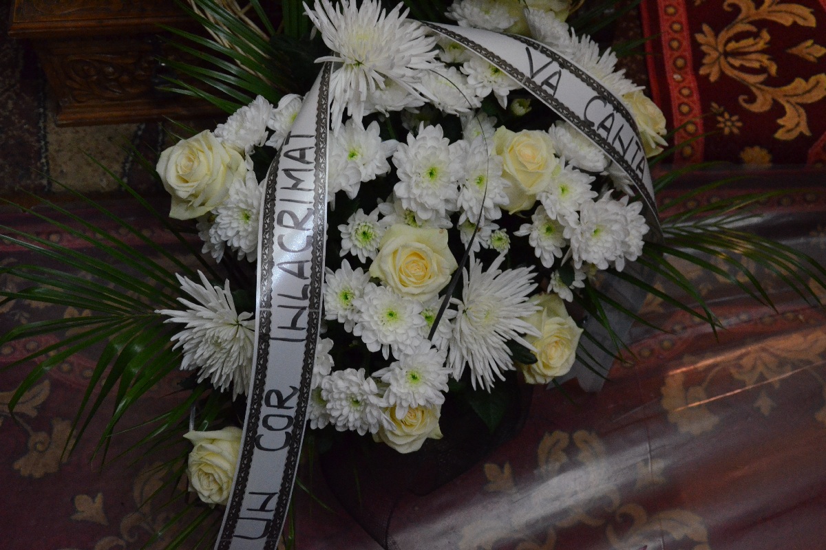 150 de slujitori ai sfintelor altare, prezenți la înmormântarea părintelui Constantin Cojocaru