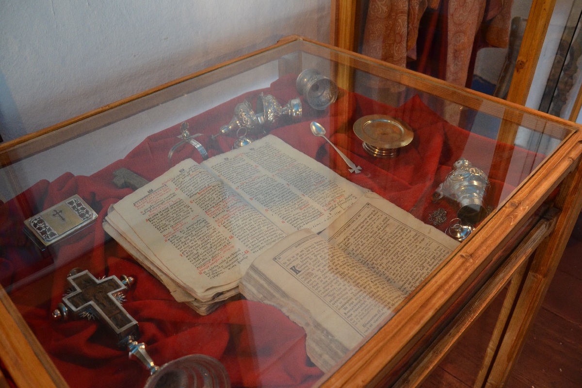 IPS Mitropolit Teofan a oficiat slujba Botezului pentru cel de-al patrulea copil al parohului din Frenciugi