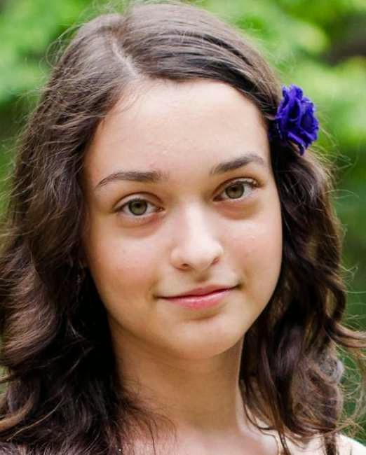 Scufița Roșie cu decor ortodox