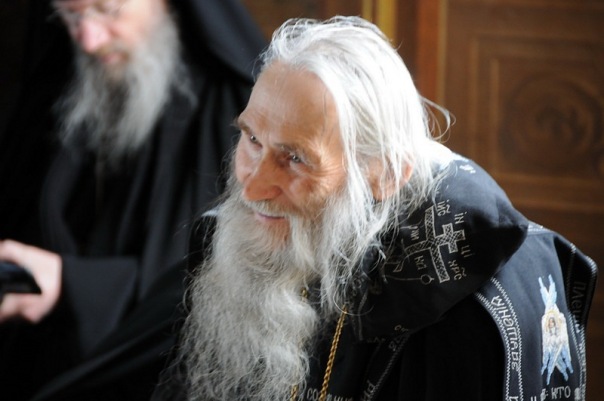 Omul blând se curăţeşte de păcatele sale, căci Dumnezeu locuieşte în el