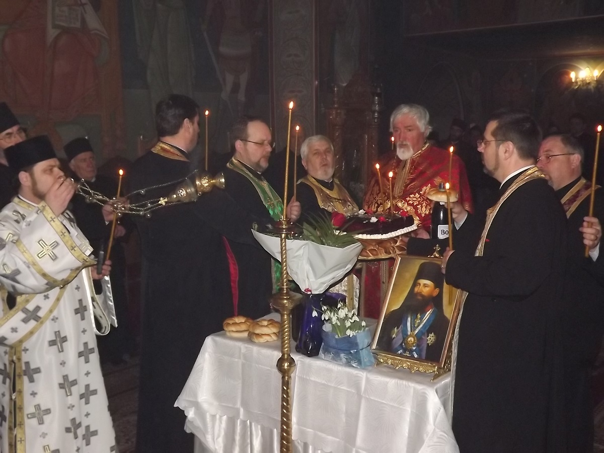 Rugăciuni pentru mitropolitul Visarion Puiu la Paşcani