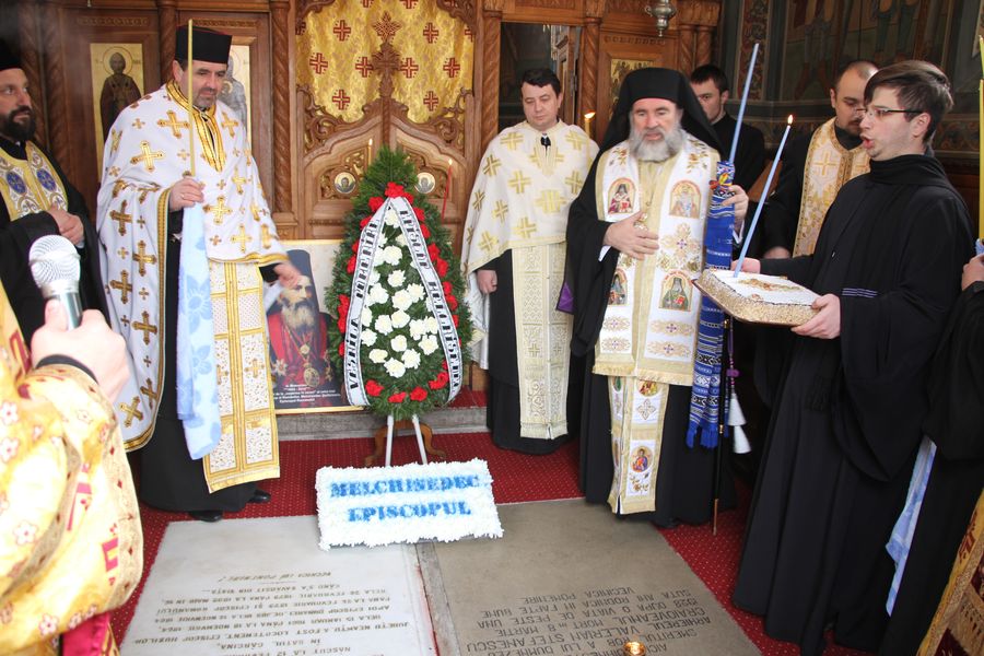 Slujbă de pomenire pentru episcopul Melchisedec
