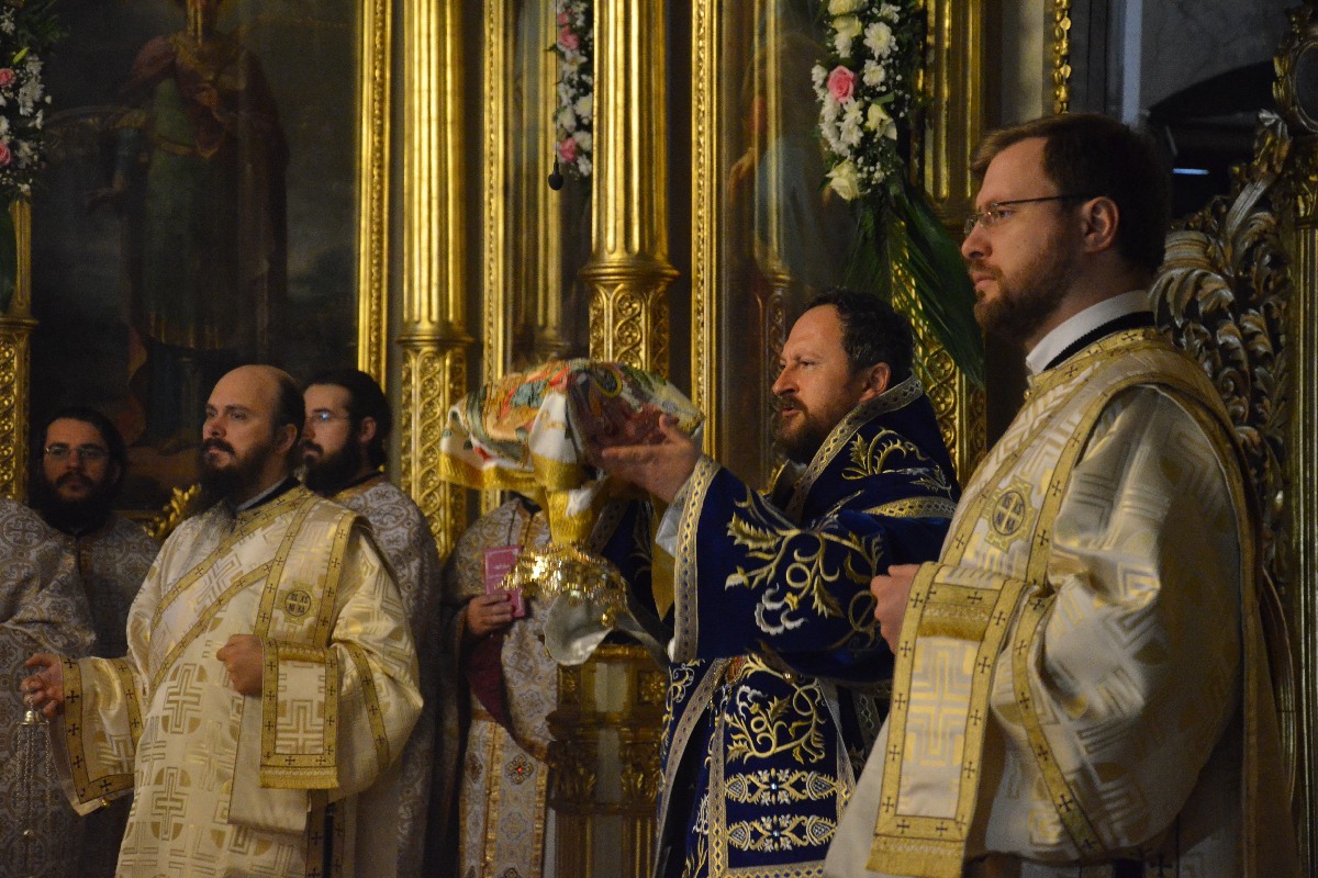 Patru ierarhi, la hramul istoric al Catedralei mitropolitane din Iași