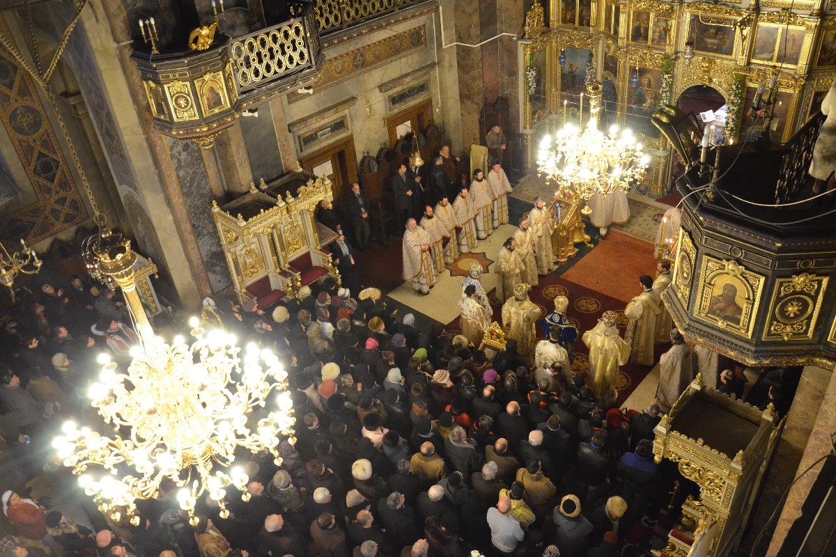 Patru ierarhi, la hramul istoric al Catedralei mitropolitane din Iași