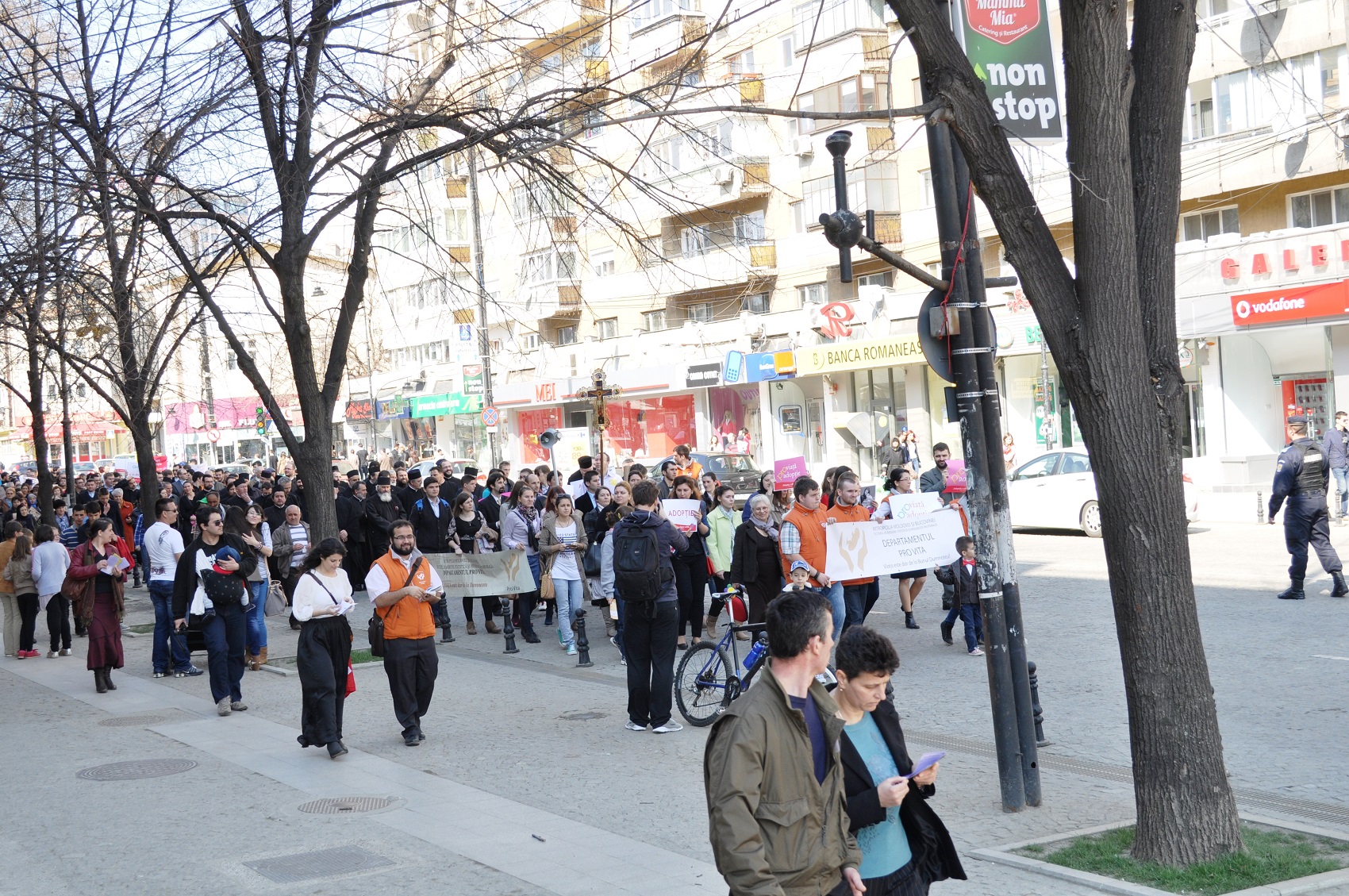 Adopția, o alegere nobilă: „Doar prin puterea exemplului se va schimba ceva!”