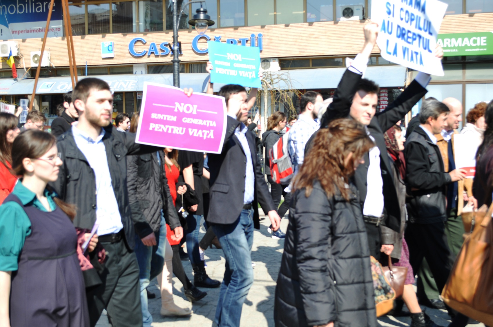 Adopția, o alegere nobilă: „Doar prin puterea exemplului se va schimba ceva!”