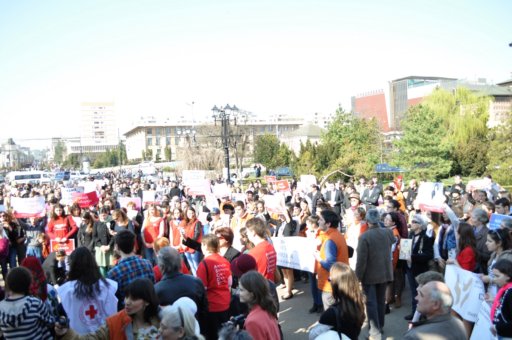 Adopția, o alegere nobilă: „Doar prin puterea exemplului se va schimba ceva!”