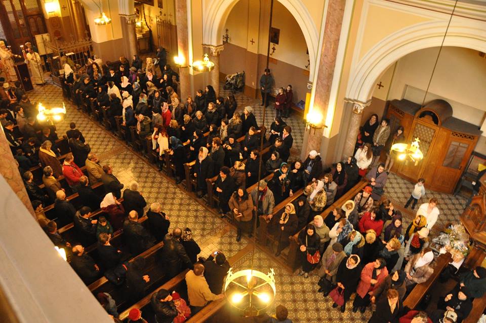 Românii ortodocşi din Viena au un al treilea lăcaş sfânt de închinare (GALERIE FOTO)