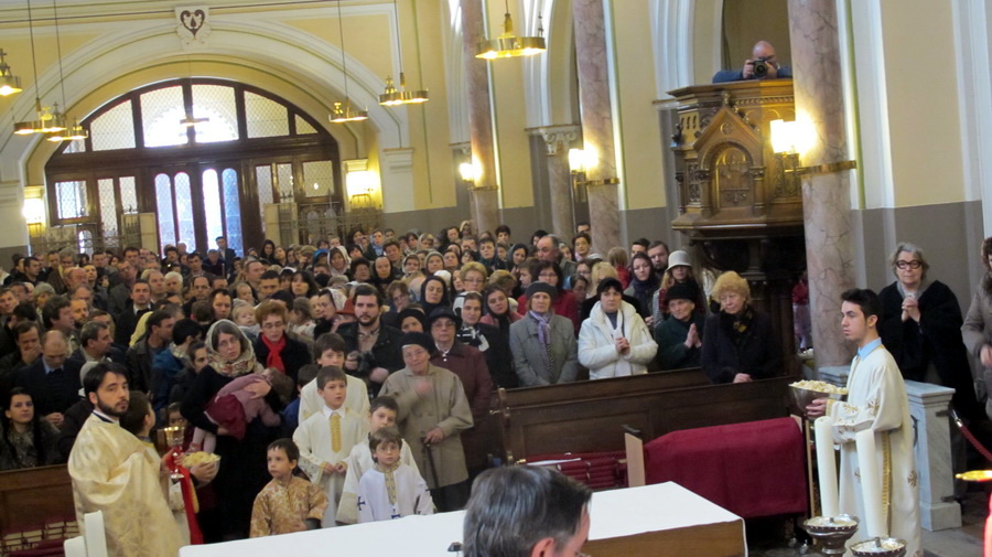 Românii ortodocşi din Viena au un al treilea lăcaş sfânt de închinare (GALERIE FOTO)
