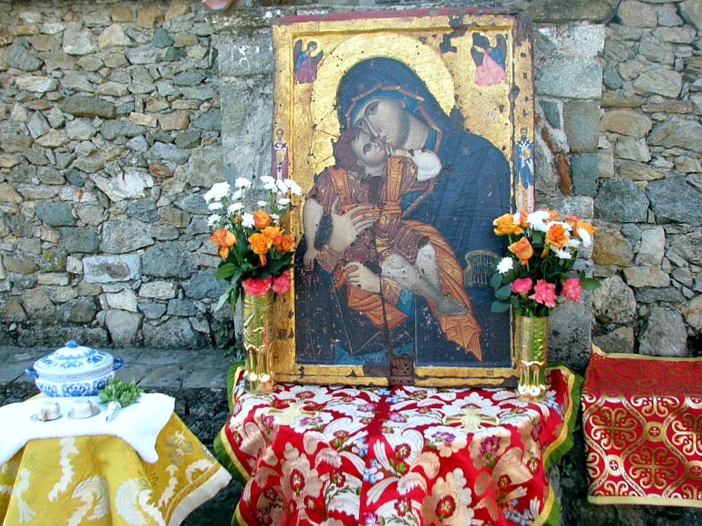 Rugăciune la Icoana Maicii Domnului Dulcea Sărutare - Glykofilousa de la Mănăstirea Filotheu