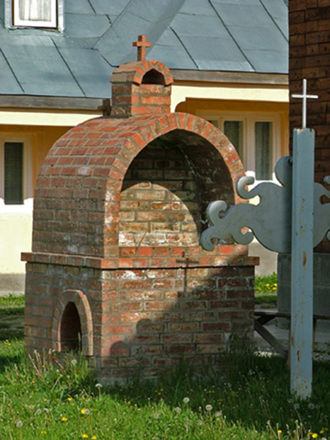 Schitul Oituz – Altarul din locul bătăliei primului război mondial