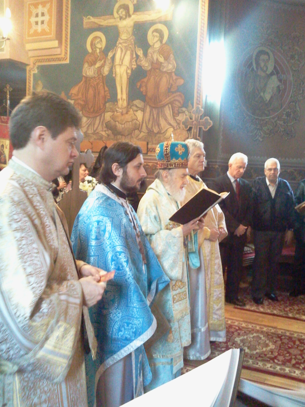 Pictura lăcaşului de rugăciune din Parohia arădeană Micalaca-Nouă a fost sfinţită