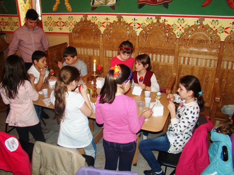 Festivalul-concurs de încondeiat ouă "Domnul meu și Dumnezeul meu" Festivalul-concurs de încondeiat ouă "Domnul meu și Dumnezeul meu"