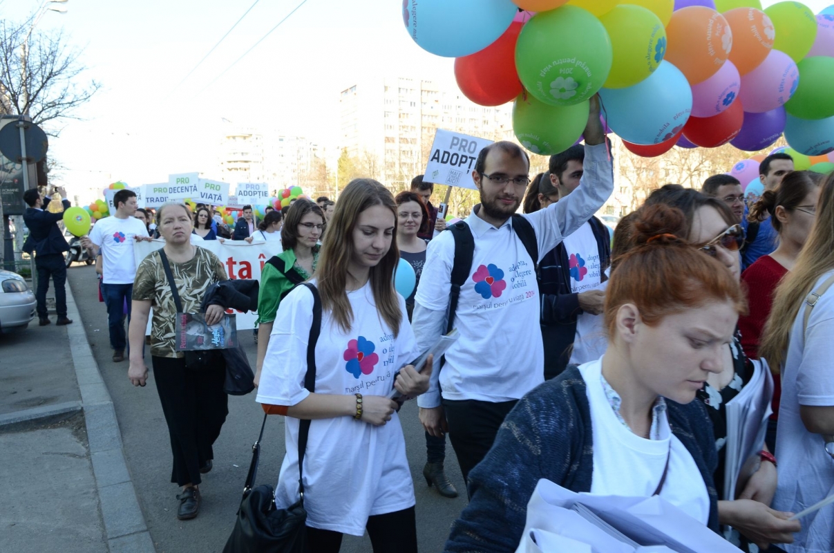 Marşul pentru Viaţă, organizat în aproximativ 40 de oraşe din România (GALERIE FOTO)