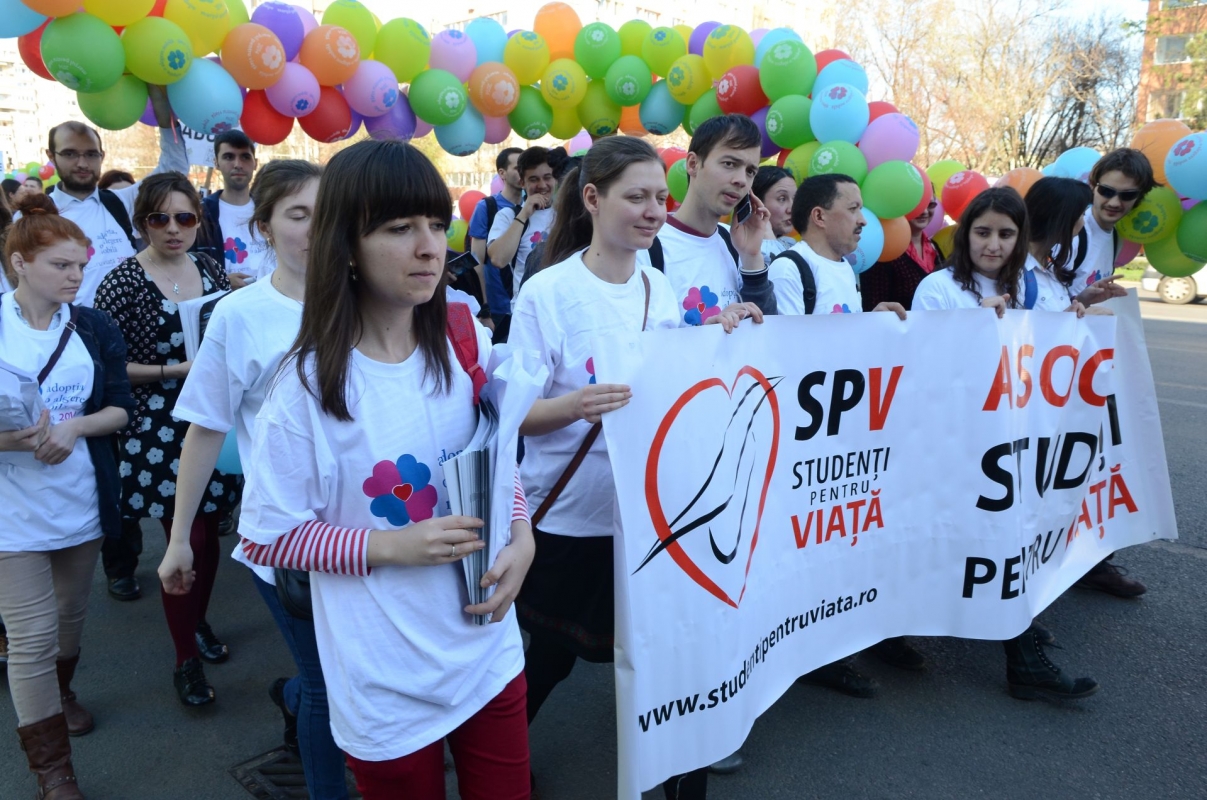 Marşul pentru Viaţă, organizat în aproximativ 40 de oraşe din România (GALERIE FOTO)