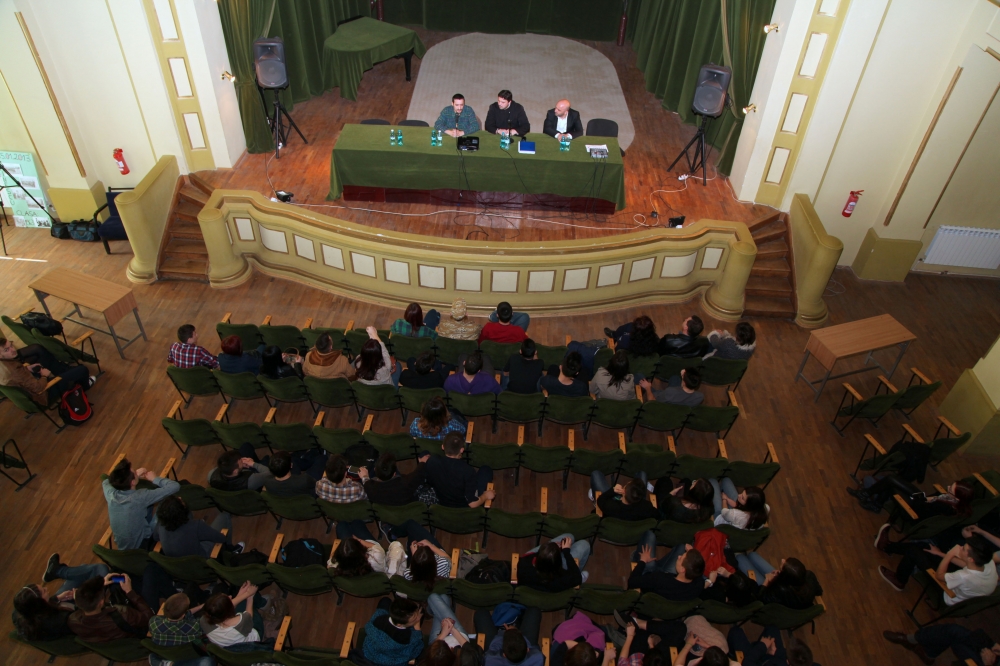 Modele şi antimodele pentru tinerii liceeni buzoieni