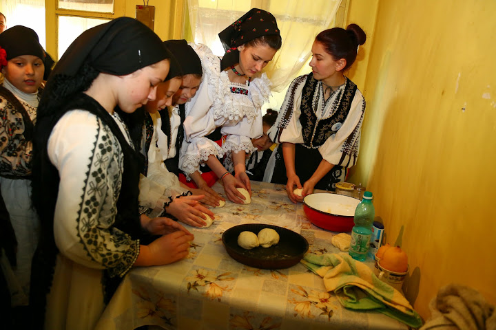 „Câmpul Pâinii” – calea către hrana trupească şi sufletească