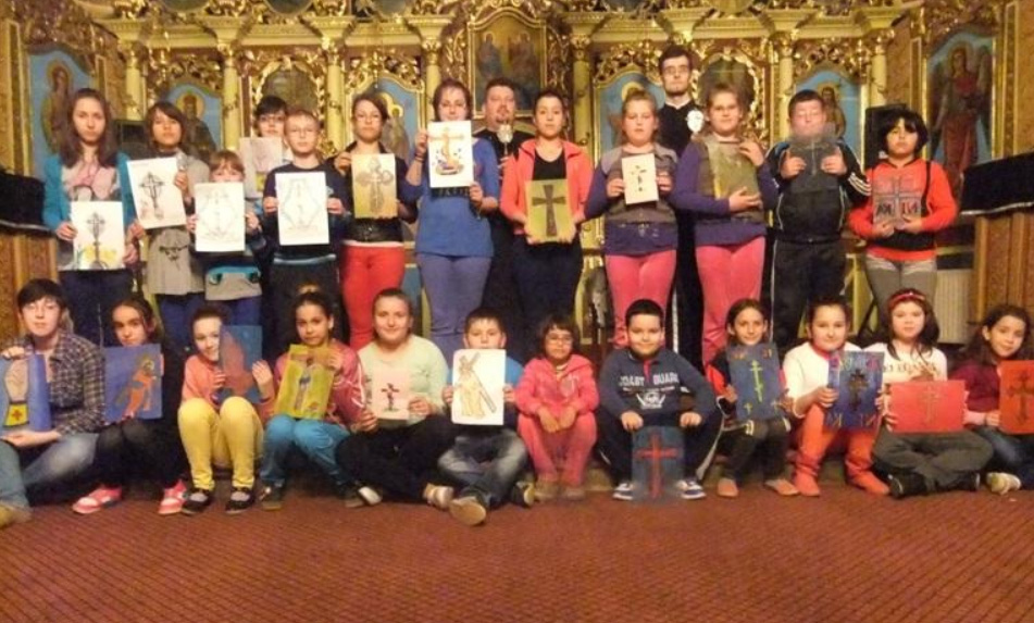 Atelier de creaţie dedicat cinstirii Sfintei Cruci la Răcăşdia