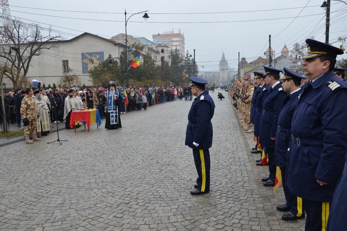 Slujbă religioasă oficiată de IPS Teofan la repatrierea militarilor Batalionului 151 Infanterie