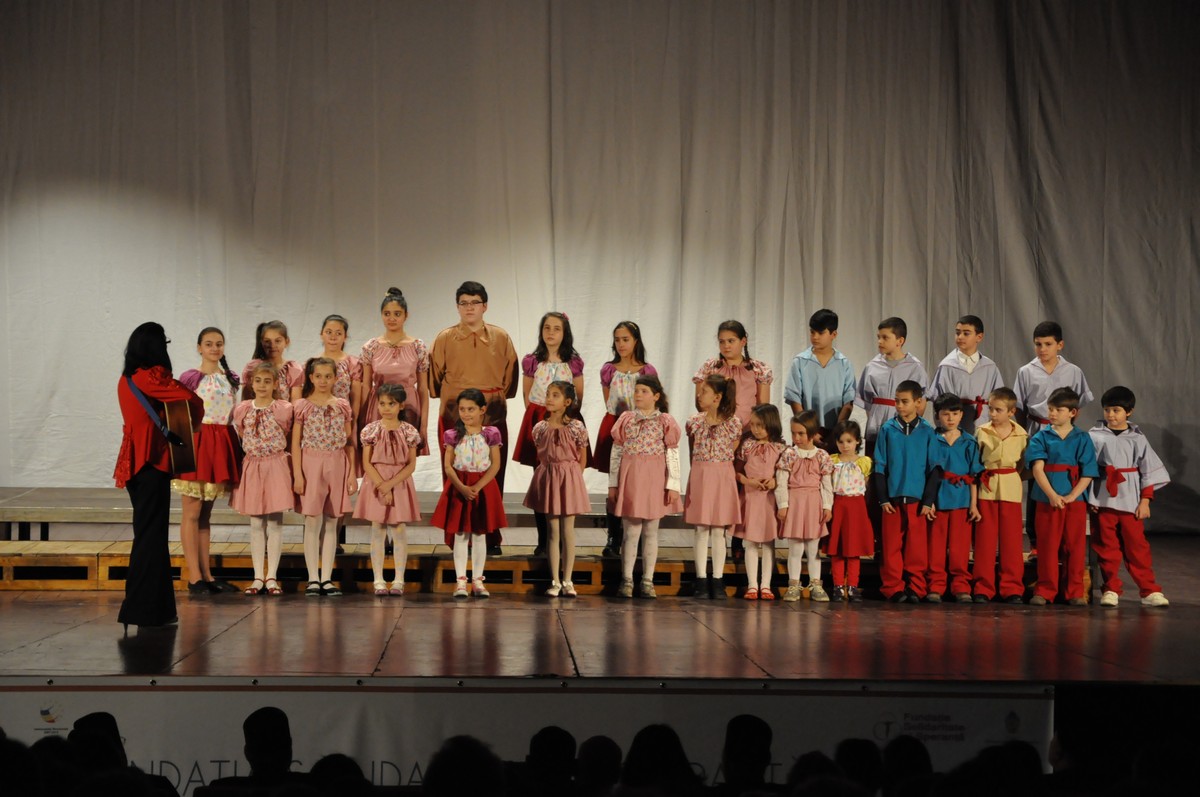 Spectacolul caritabil „Armonii de primăvară“, la Iaşi