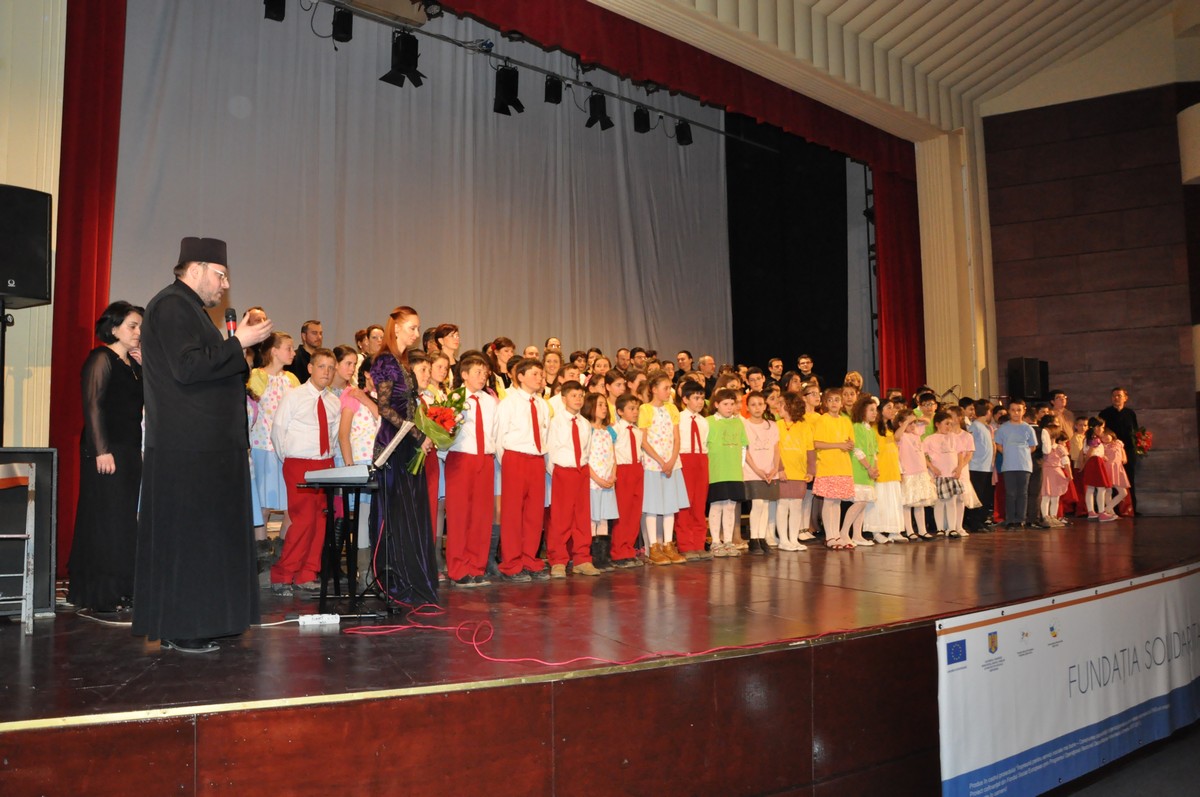 Spectacolul caritabil „Armonii de primăvară“, la Iaşi