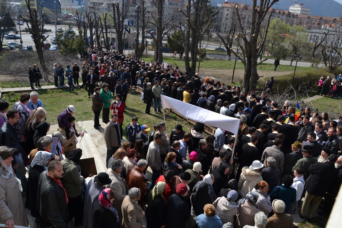 Manifestare pentru viață la Piatra Neamţ