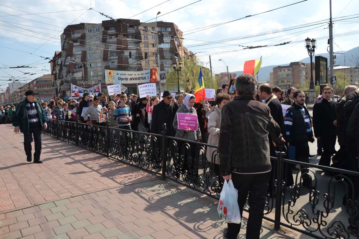Manifestare pentru viață la Piatra Neamţ