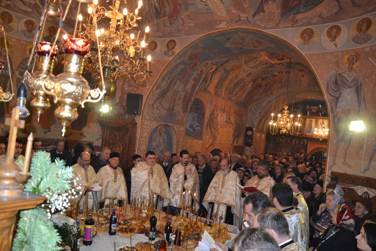 Hramul Bisericii „Buna Vestire“ - Dărmănești din Piatra Neamţ