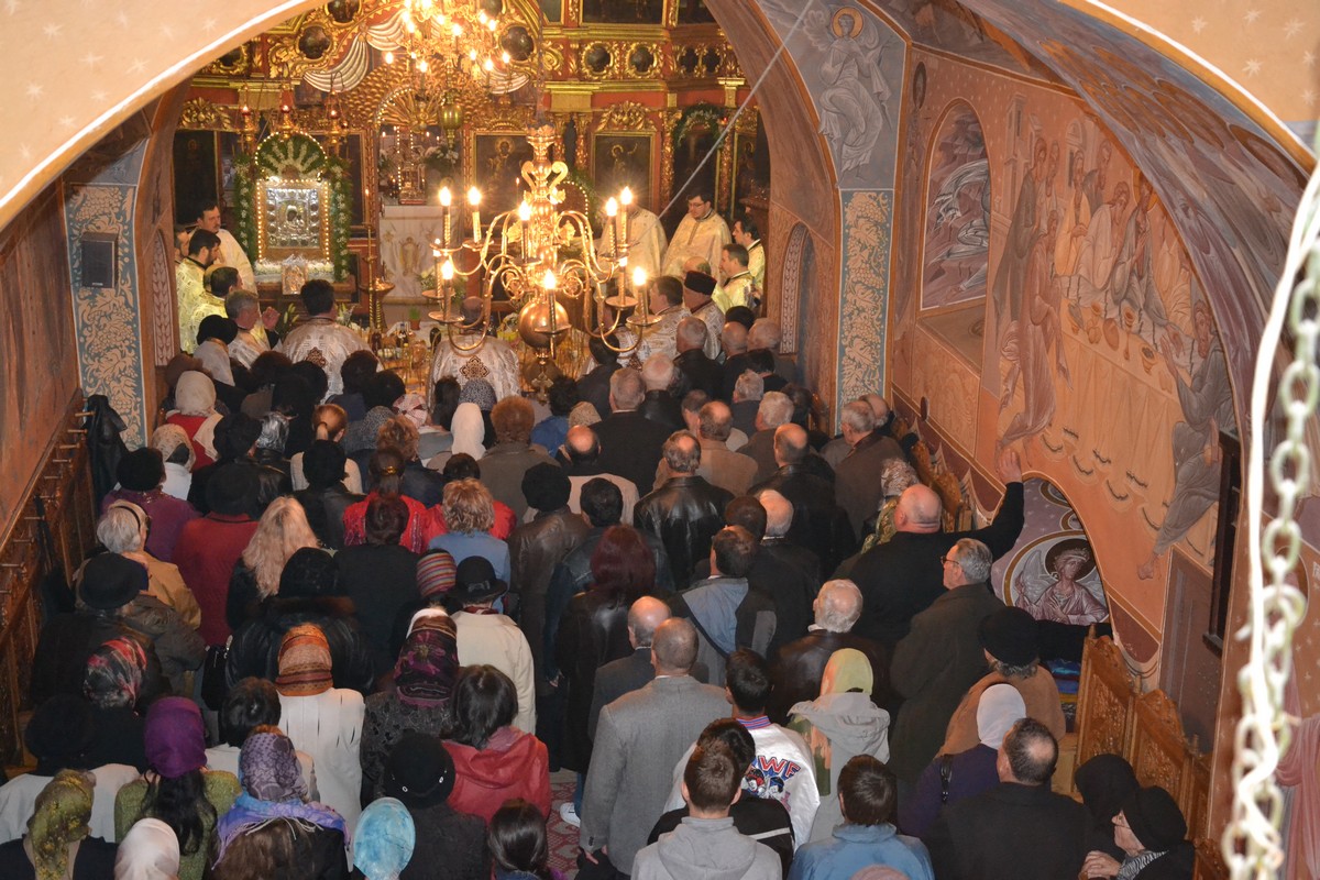 Hramul Bisericii „Buna Vestire“ - Dărmănești din Piatra Neamţ