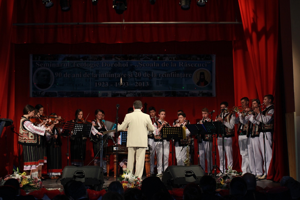 Seminarul Teologic Liceal Ortodox „Sf. Ioan Iacob” din Dorohoi, la ceas de sărbătoare