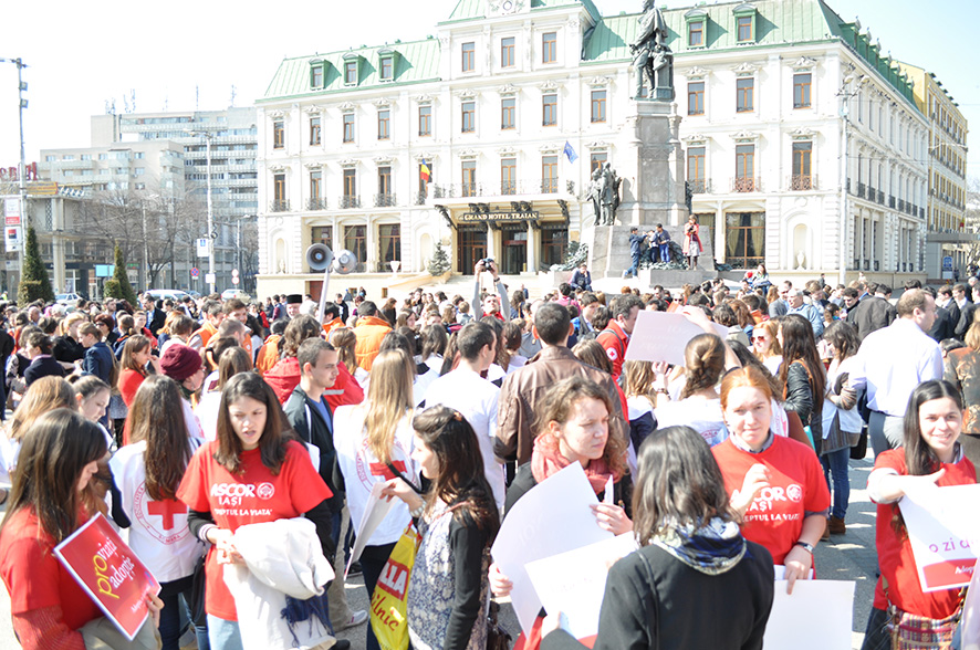 Marşul pentru Viaţă, organizat în aproximativ 40 de oraşe din România (GALERIE FOTO)