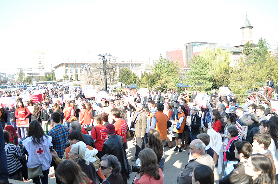 Marşul pentru Viaţă, organizat în aproximativ 40 de oraşe din România (GALERIE FOTO)